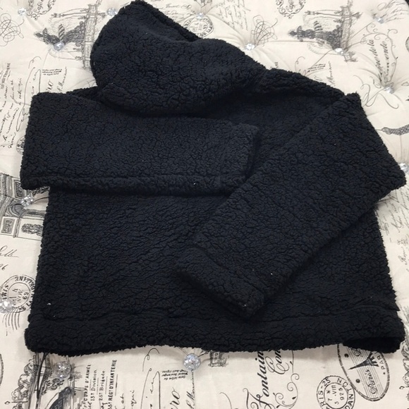 🎁 Women's Zella Cassie Faux Fur Hoodie - Picture 4 of 6